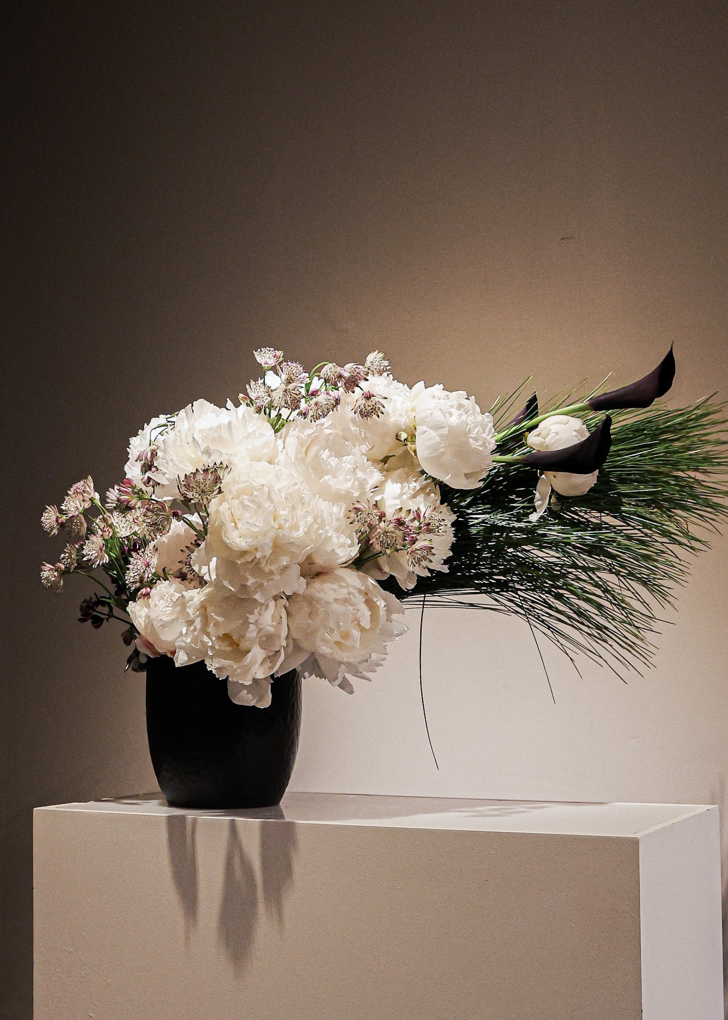 Organic & Sculptural Arrangement